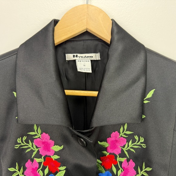 Vintage Nygard Petites Embroidered Satin Jacket Black Floral 16P Festival Boho - Picture 3 of 14